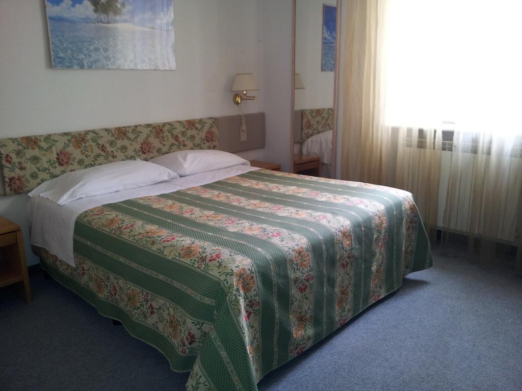 Hotel Post Bergamo Room photo