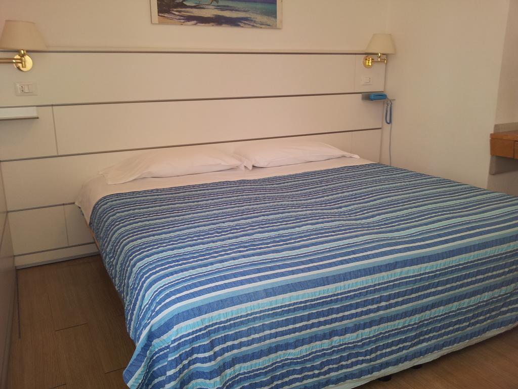 Hotel Post Bergamo Room photo